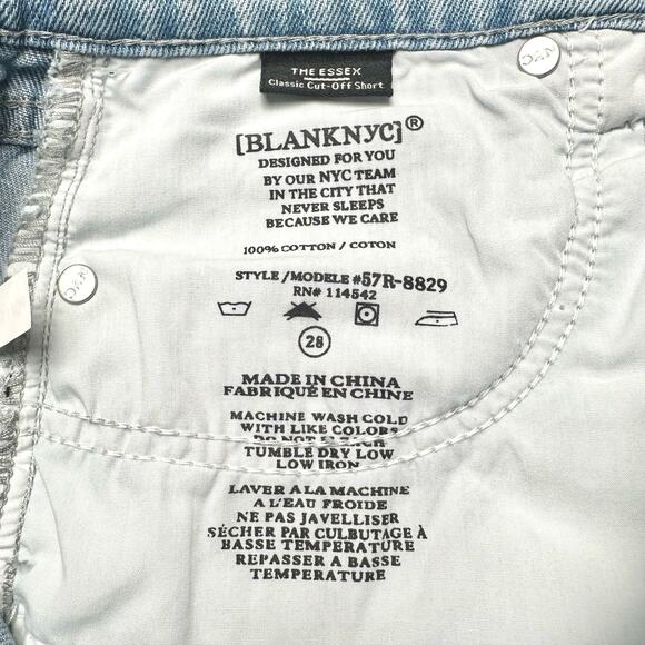 Blank NYC | Women | The Essex Distressed Classic Cut-Off Shorts | SIze 28 - Picture 8 of 10